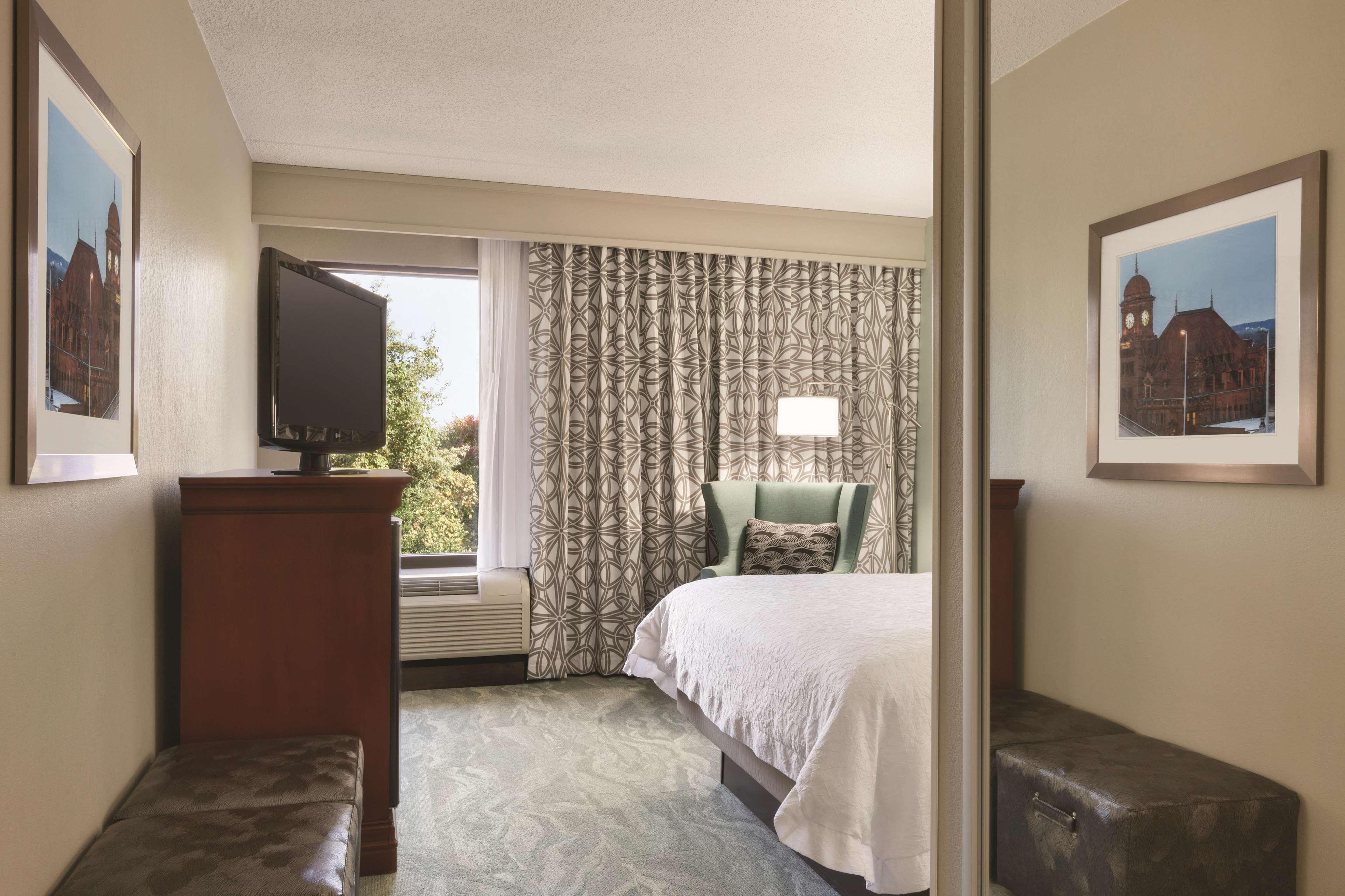 Hampton Inn Richmond/אשלנד מראה חיצוני תמונה