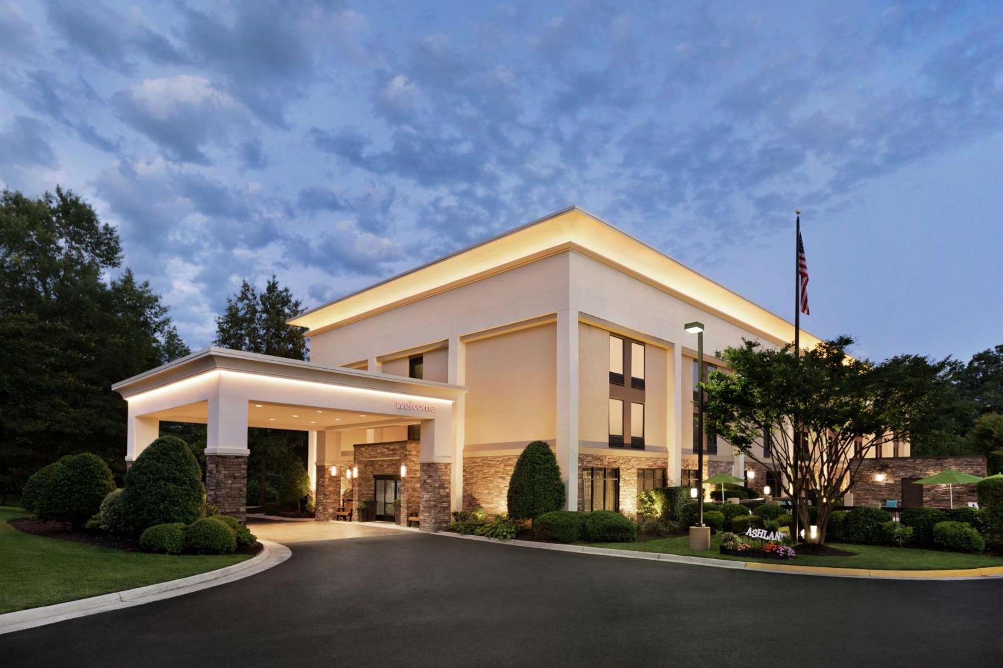 Hampton Inn Richmond/אשלנד מראה חיצוני תמונה